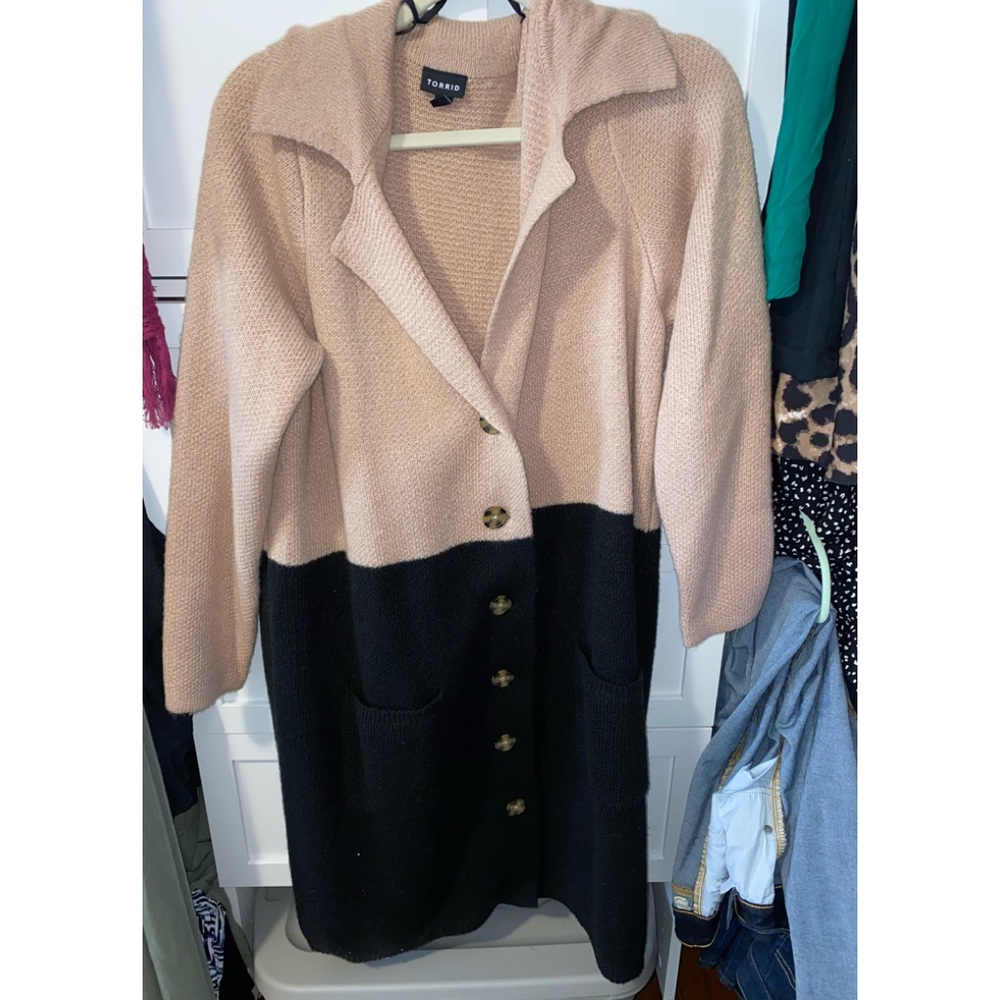Torrid Thick Sweater Jacket NWOT size 0